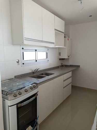 Departamento En Venta En Berazategui, G.b.a. Zona Sur, Argentina