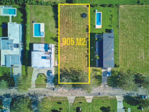 Terreno En Barrio Cerrado, 905 M2, Parquizado, Puerto Roldan