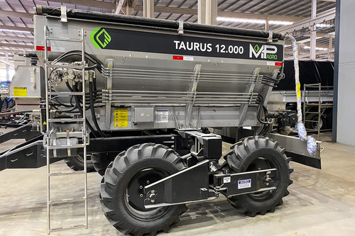 Distribuidor Taurus 12.000 / 6m3 Mp Agro