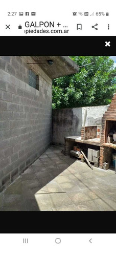 Galpón Con Departamento De 3 Ambientes