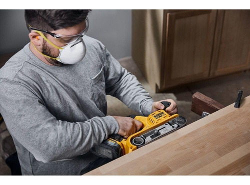Lijadora Banda Dewalt Dcw220b Color Amarillo
