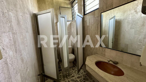 Venta Edificio Comercial En Calzada De Las Armas, Naucalpan