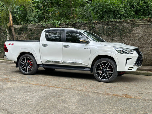 Imagen 7 de 15 de Toyota Hilux Srv