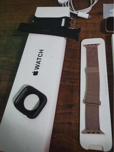 Apple Watch Se 44 Mm Gold Aluminum Gps+celular Dorado Mesh Negro Dorado (Usado)