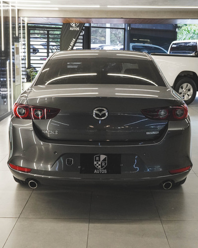 Mazda 3 GRAND TOURING 2.0 Hibrido