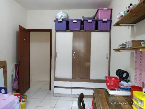 Ref: 5700 Kym - Linda Casa - 3 Dorms - Com Armários