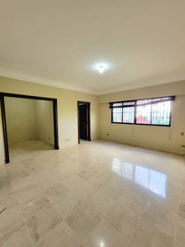 Imagen 3 de 8 de Alquilo En Piantini Hermoso Y Privado Apartamento Piso 5