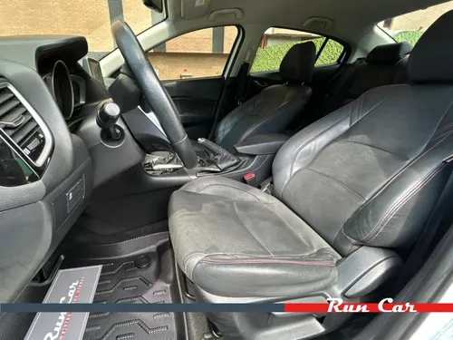 Mazda 3 2.0 Touring At