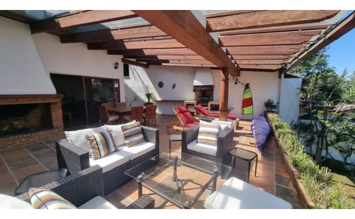 Casa Funcional Y Práctica En Venta, Centro De Avandaro