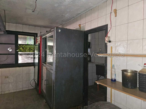 Terreno En Venta En La Colonia Tovar Cda 25-537 Yf