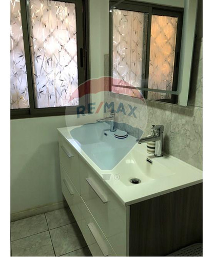 Casa Con Piscina, Quincho Y Cocina Renovada