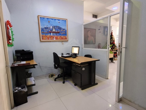 Imagen 6 de 6 de Local Con Excelente Ubicación En La Avenida Bolívar