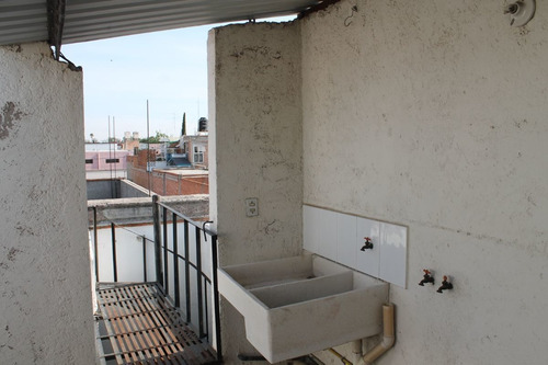 Imagen 22 de 24 de Departamentos En Venta (4) En Zona De La Feria. Oportunidad