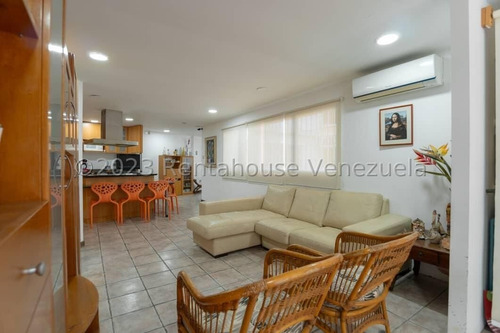 Apartamento En Venta En Cumbres De Curumo Abm