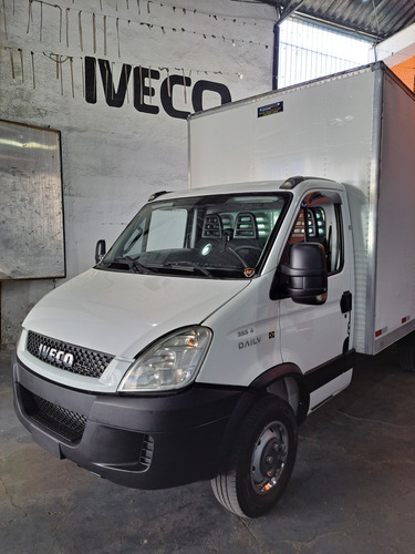 Iveco Daily 35s14 Bau Ano 17 Unico Dono Novissima