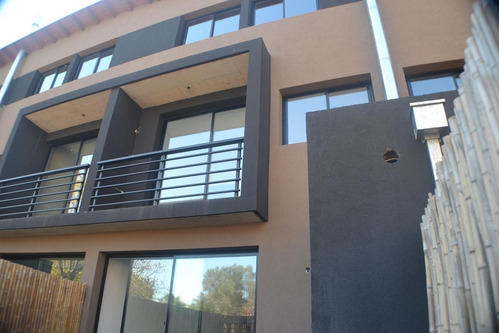 Imagen 6 de 30 de Triplex A Estrenar Complejo Tigre Unidades Disponibles