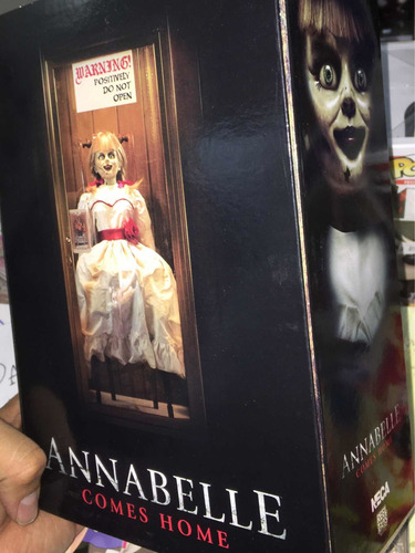 Figura Neca Annabelle Comes Home
