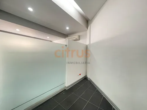 Oficinas En Arriendo Laureles 643-7344793