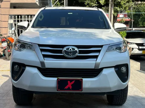 Toyota Fortuner 2.4 Street At 7As