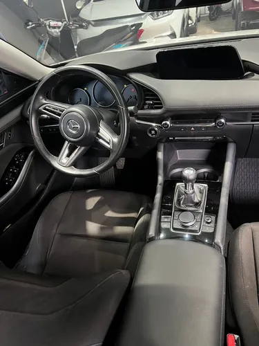 Mazda 3 2.0 Touring mecánico