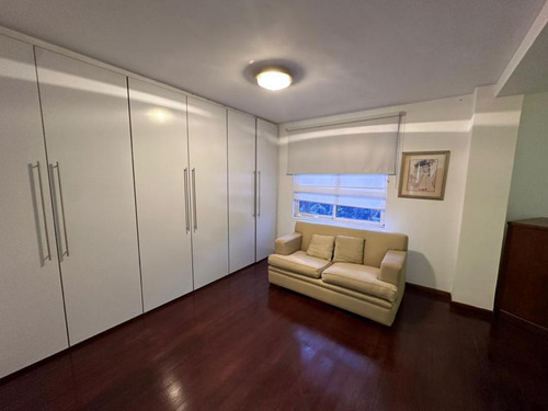 En Alquiler Town House En Residencias Vistalago En Altos De Guataparo