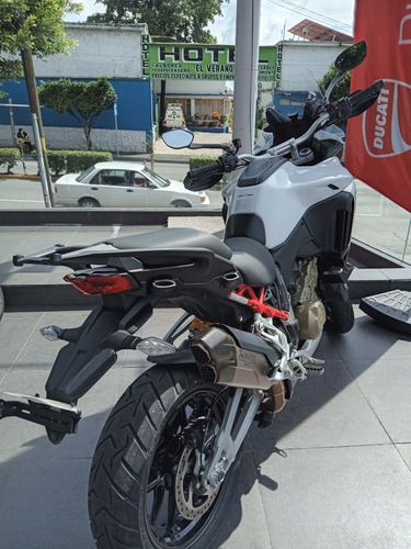 Ducati Multistrada V4s