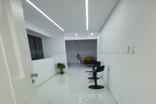 Jg Cod Flex 24-20495 Se Vende Bello Y Remodelado Apartamento En Terrazas Del Avila Negociables