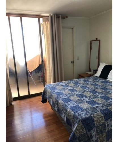 Cercano A Metro / Estacionamiento Y Bodega /