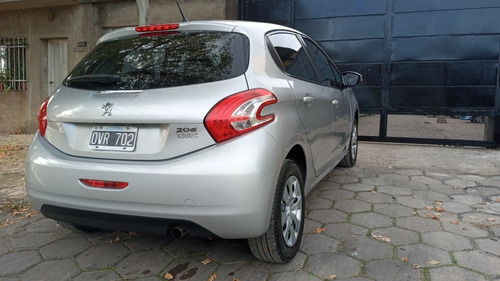 Peugeot 208 2015 1.5 Active
