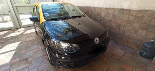 Taxi Volkswagen Voyage 2017
