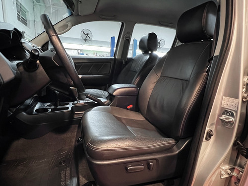 Toyota Hilux 3.0 Cd Srv Cuero 171cv 4x4 5at