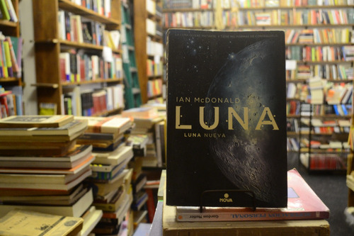 Luna. Ian Mcdonald.
