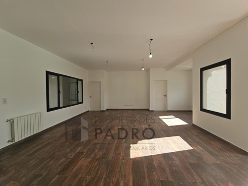 Casa En Venta. Uf 55. Barrio La Elina, Comarcas De Luján.