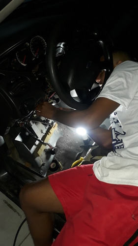 Imagem 4 de 5 de Auto Serviço De Automotores Na Sua Parte Elétrica E Fins