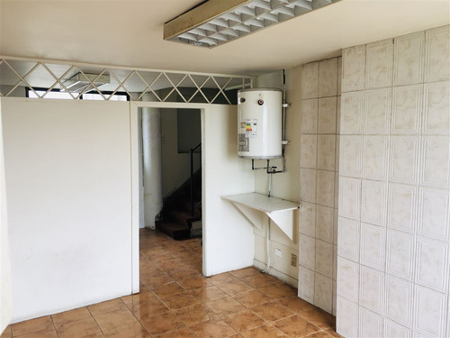 270 M2! Amplia Oficina Duplex En Arriendo En Providencia