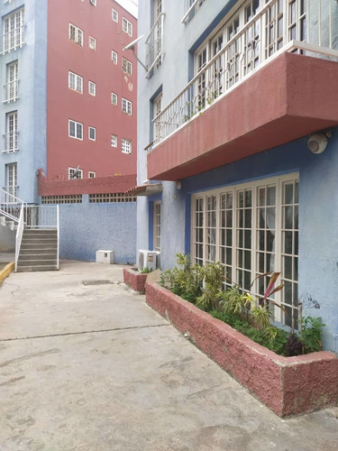 Imagen 13 de 14 de Se Ofrece Apartamento De Oportunida En Venta En Tanaguarena