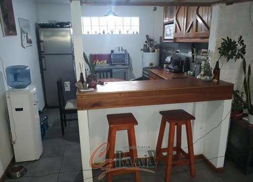 Imagen 6 de 15 de Casa En Venta 4amb Darragueira 1700 Ituzaingó