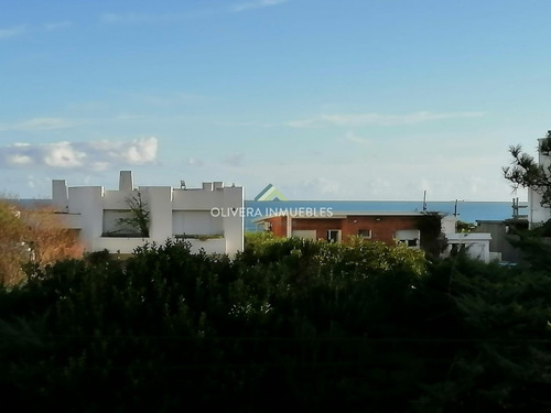 Casa En Venta A Reciclar, Segunda Linea Al Mar- Ref: 6505