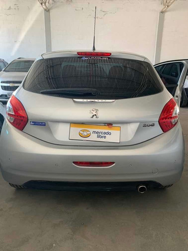 Peugeot 208 1.6 Feline 2013