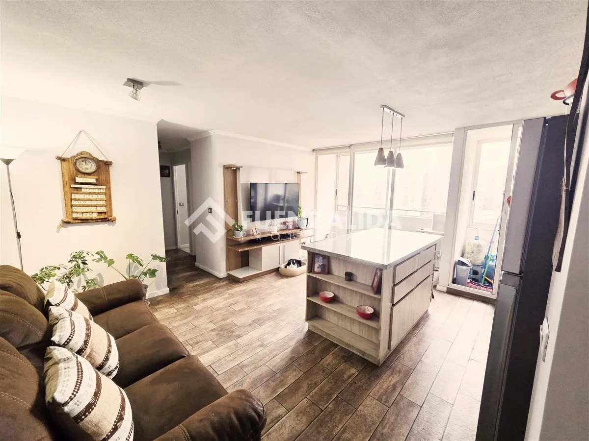 Imagen 2 de 17 de Departamento En Venta De 3 Dorm2 Baños Est Y Bd. En Santiago
