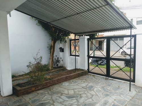 Imagen 4 de 18 de Casa - Jose Leon Suarez