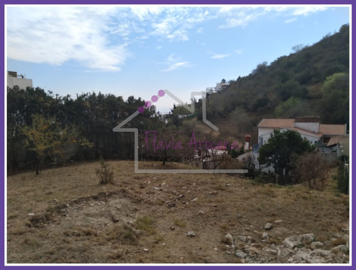 Imagen 2 de 11 de Venta Lote Con Increible Vista Barrio Residencial