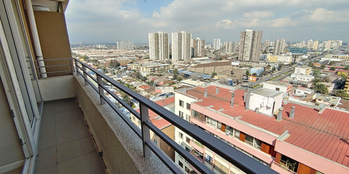 A Pasos De Metro Lo Vial, Vista Despejada. Estc Y Bodega