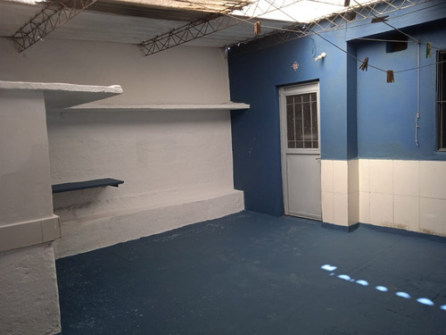 Alquiler Apartamento Tipo Casa 2 Dormitorios Patio Sayago