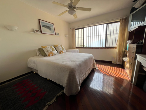 Se Vende Casa Quinta 1600mt2 T-1.100mt2 C 7h/10b/7pe Alto Hatillo