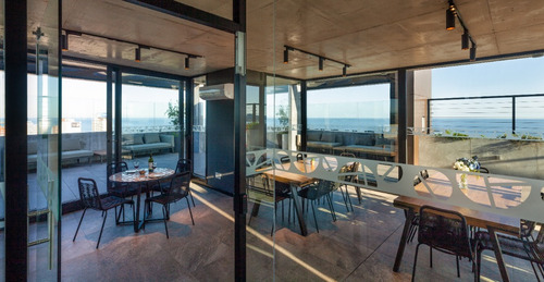 Rambla Gran Apto. Liv.com Con. Tza. 3 Dorm C/placares (1 Suite Y Vestidor), 3 Baños, Cocina Equipada. Gran Terraza 7 M2 Al Frente.2 Bbcoas, Piscina Climatizada. Vigilancia 24hs Gran Vista .