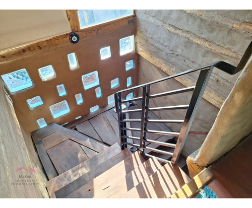 Hermosa Casa Sustentable En Comunidad Ecológica, Peñalolén