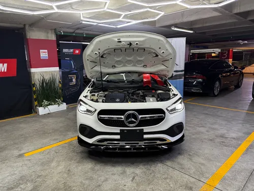 Mercedes-Benz Clase GLA 1.6 200 Cgi At