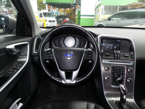 Volvo Xc60 Momentum T6