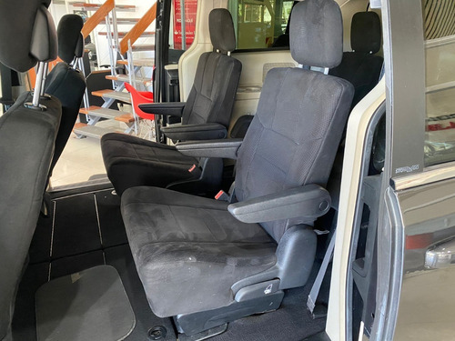 Imagen 16 de 16 de Chrysler Town & Country